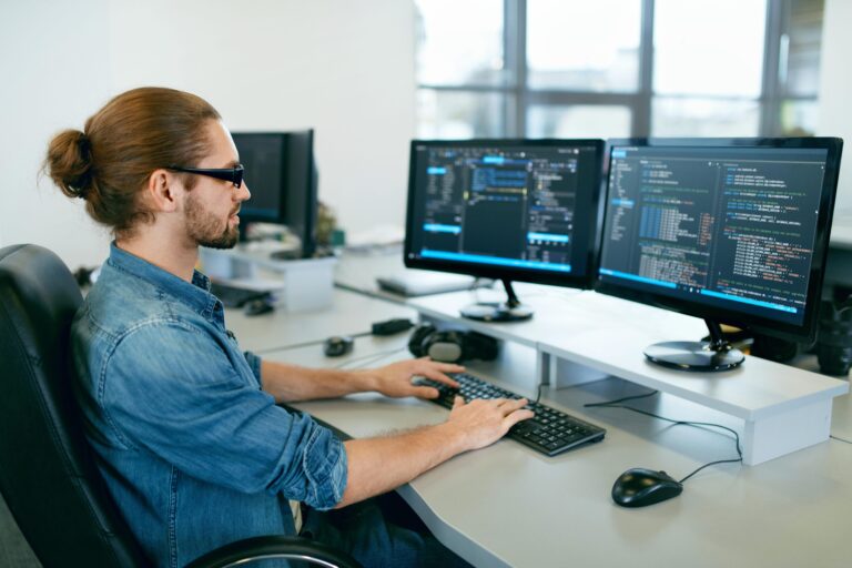 How to insert code into your WordPress website’s header and footer