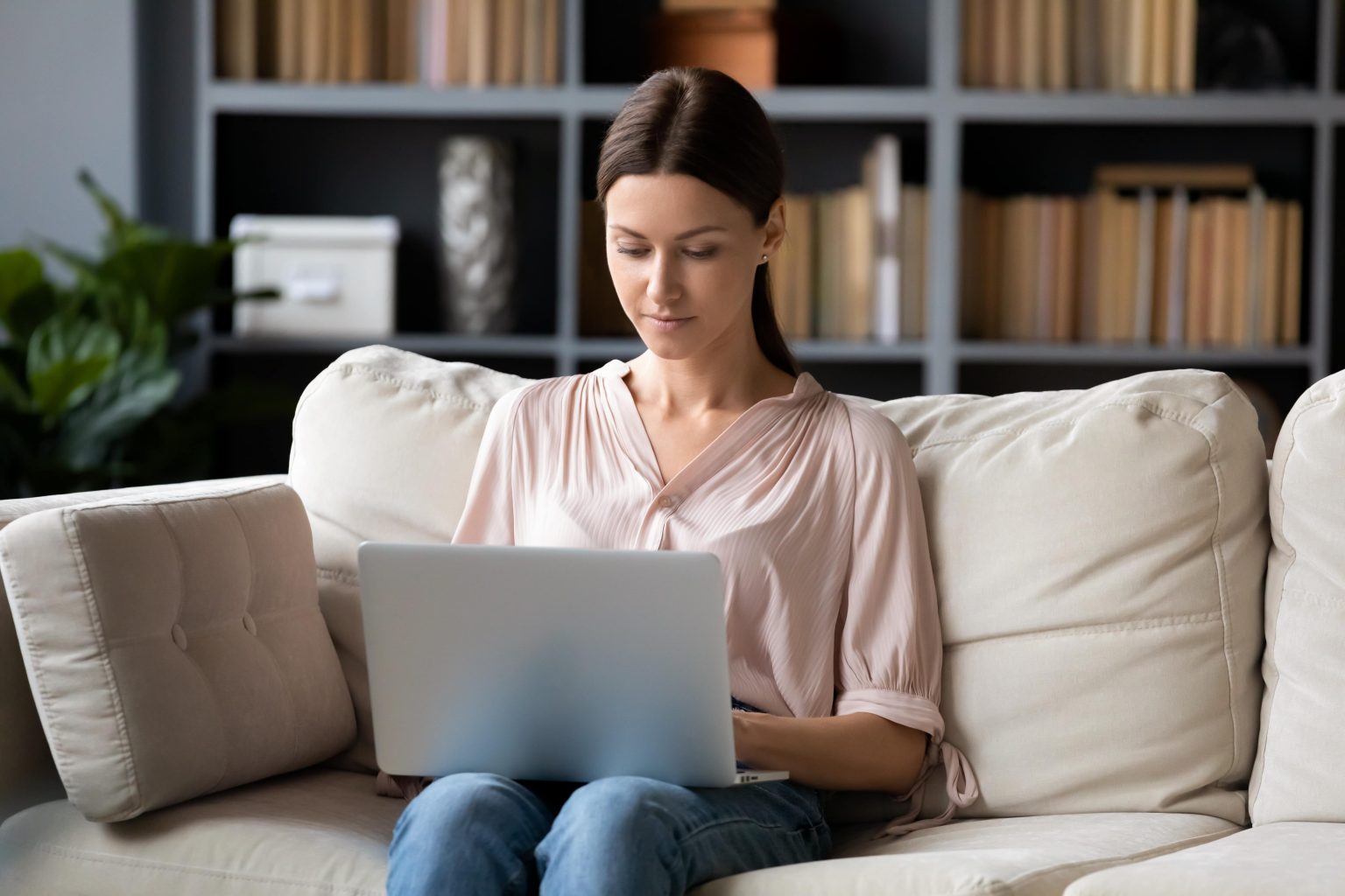 WordPress is definitely the best blogging platform according to Infoceptor.