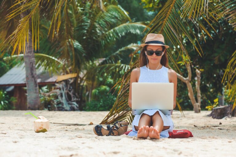 How to become a digital nomad: The ultimate guide Learn how to become a digital nomad with our guide!