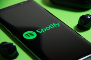 Spotify is a popular music streaming service that lets you listen to unlimited songs on your computer, phone or tablet. There are now many alternatives though and we’ve reviewed the best Spotify alternatives for you to use instead.