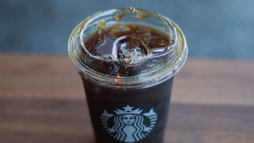 Starbucks drinks are not created equal, learn how to order a low-carb drink at Starbucks and which drinks are keto-friendly.