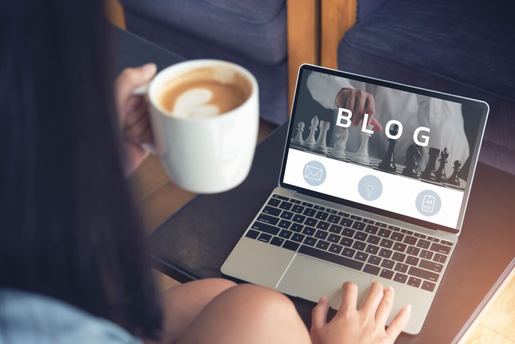 We compare our two favorite blogging platforms, WordPress and Blogger, to see what they have in common, how they differ, and who each platform might be best for.