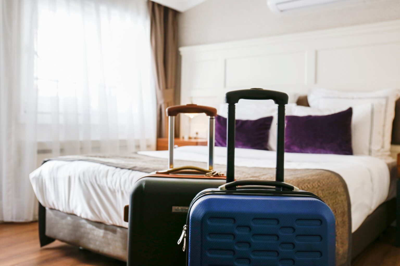 Here is the best hard-shell carry-on luggage in 2022 based on current technology, durability, and quality.