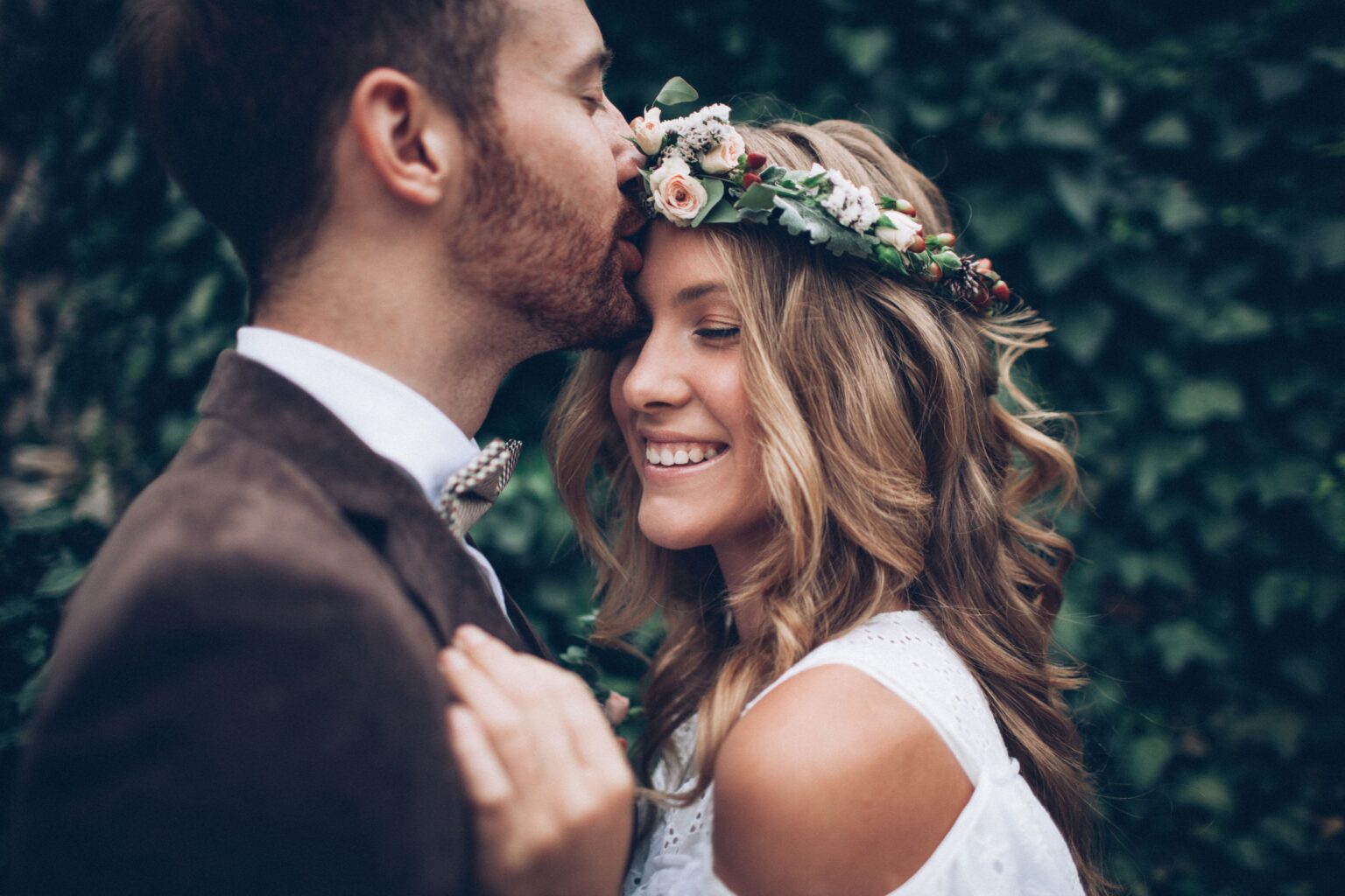 The following cheap wedding venues provide the best value for your money. Book your ceremony and reception at any of these locations today.
