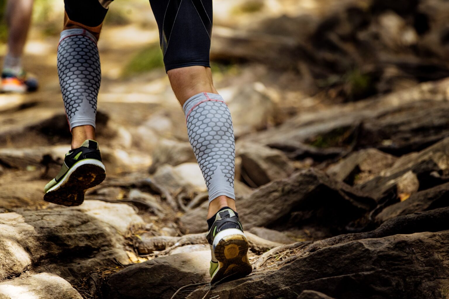 Compression socks for travel are designed to provide additional support, help reduce muscle fatigue, and wick moisture away from your feet, ankles and legs.