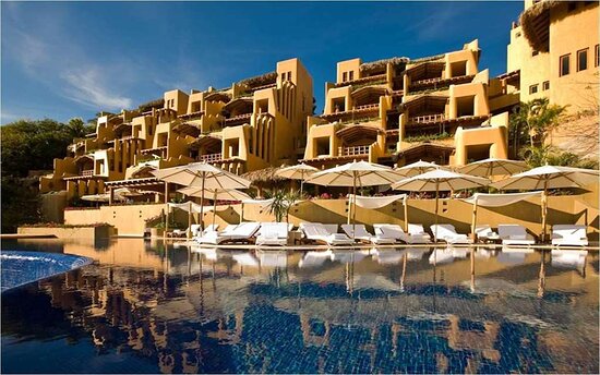 Whether you’re looking for the best luxury vacation spots in Mexico or a place to stay while visiting, check out these luxurious options.