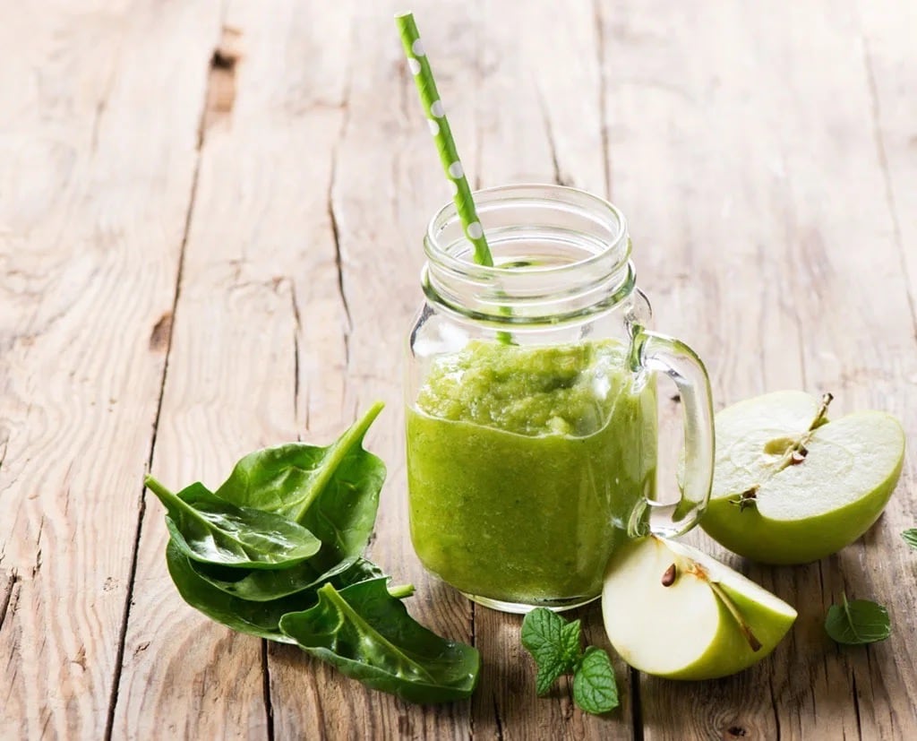 Find the best food combinations to help you lose weight. Discover the foods that can significantly boost your metabolism and aid in fat burning.