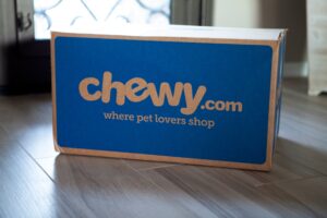 Check Chewy’s best pet products. Find treats and toys made with natural ingredients, including fresh fruits & vegetables, and humanely-raised meats.