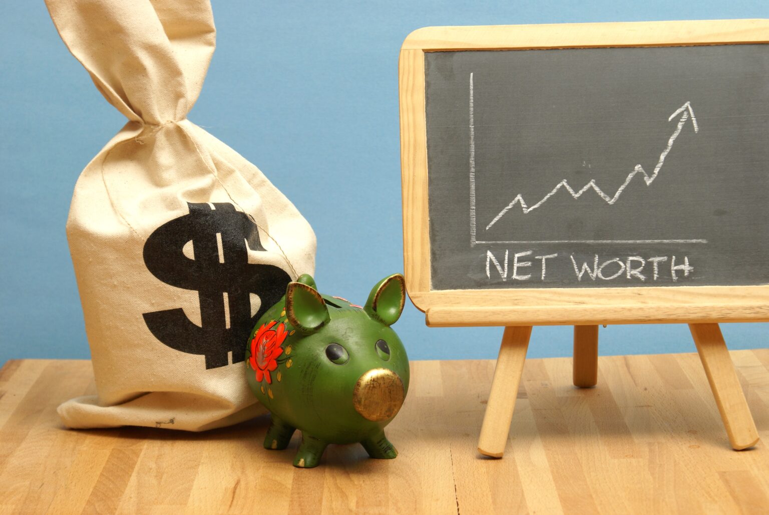 Calculate the average net worth by age and value that is reported for each state in the US.