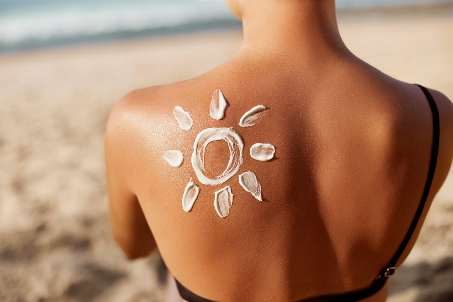 Check out the best sunscreens for your skin. Recommended by dermatologists and used by specialists.