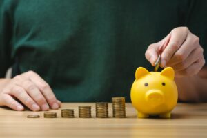 Retirement planning is extremely important for a stable financial future. Here's how you can figure out what your retirement fund balance should be each age.