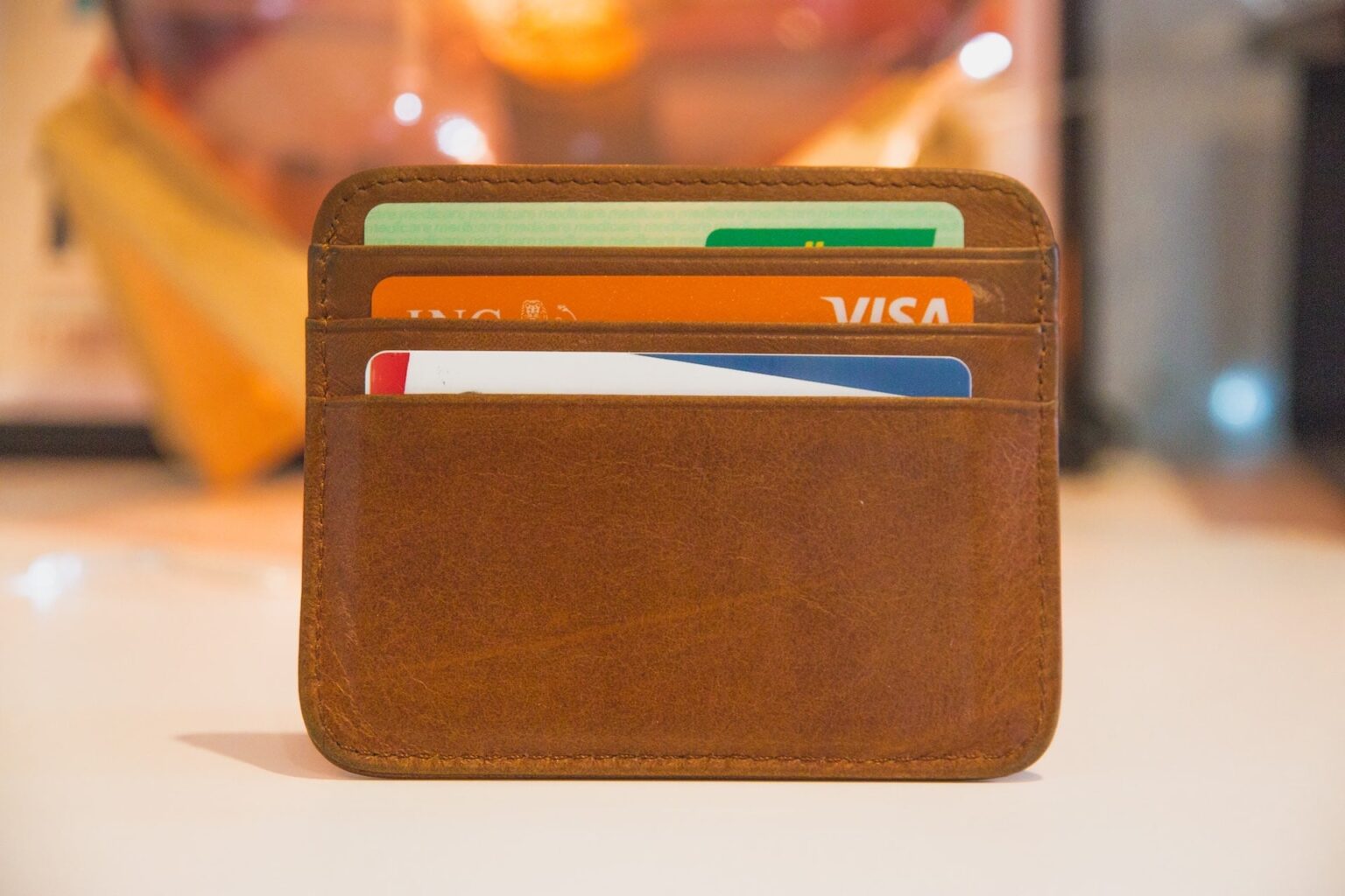 Credit cards with no-annual-fee are a great way to save money on purchases and keep your finances in check. Check this article for more information!