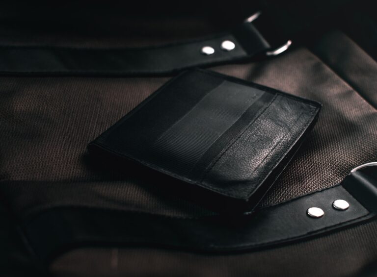 Are you seeking a high-quality, stylish wallet that won't break the bank? Check out our list of the best men's wallets you can buy today!